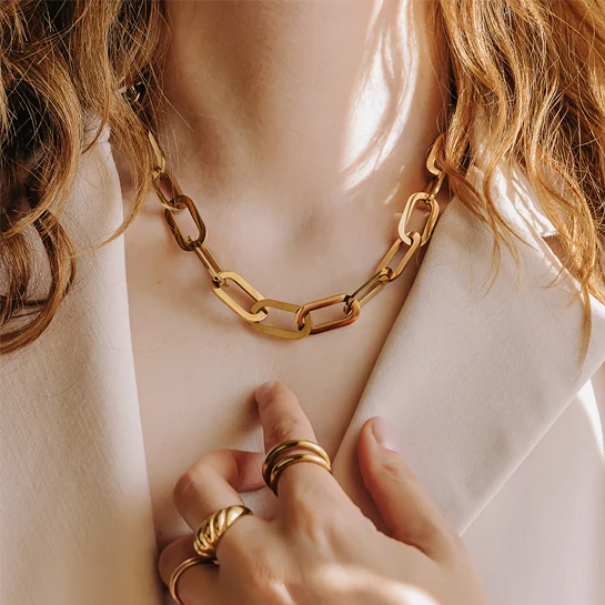 The refined world of luxury jewelry